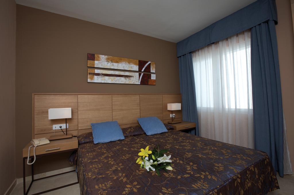 Grosvenor House, A Luxury Collection Hotel