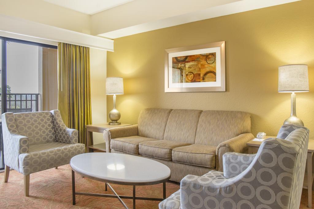 Grosvenor House, A Luxury Collection Hotel