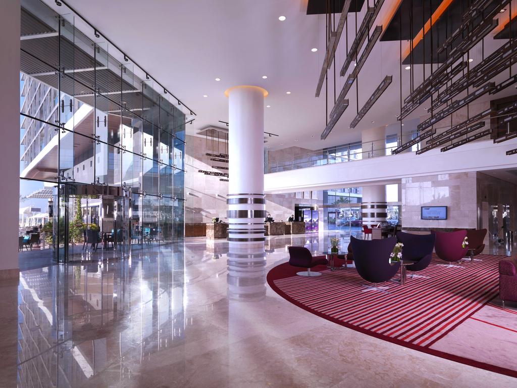 Grosvenor House, A Luxury Collection Hotel
