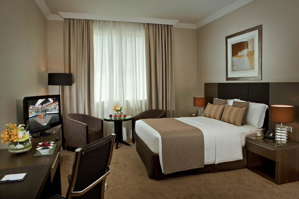 Grosvenor House, A Luxury Collection Hotel