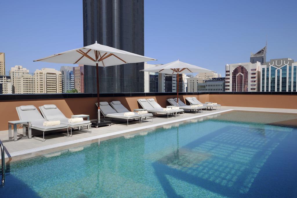 Grosvenor House, A Luxury Collection Hotel