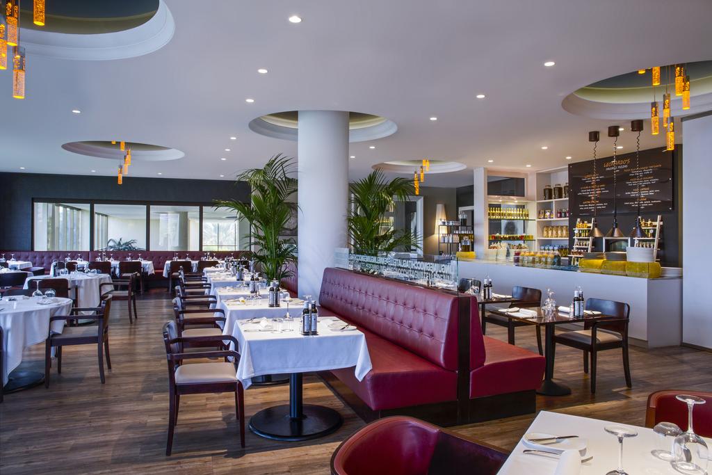 Grosvenor House, A Luxury Collection Hotel
