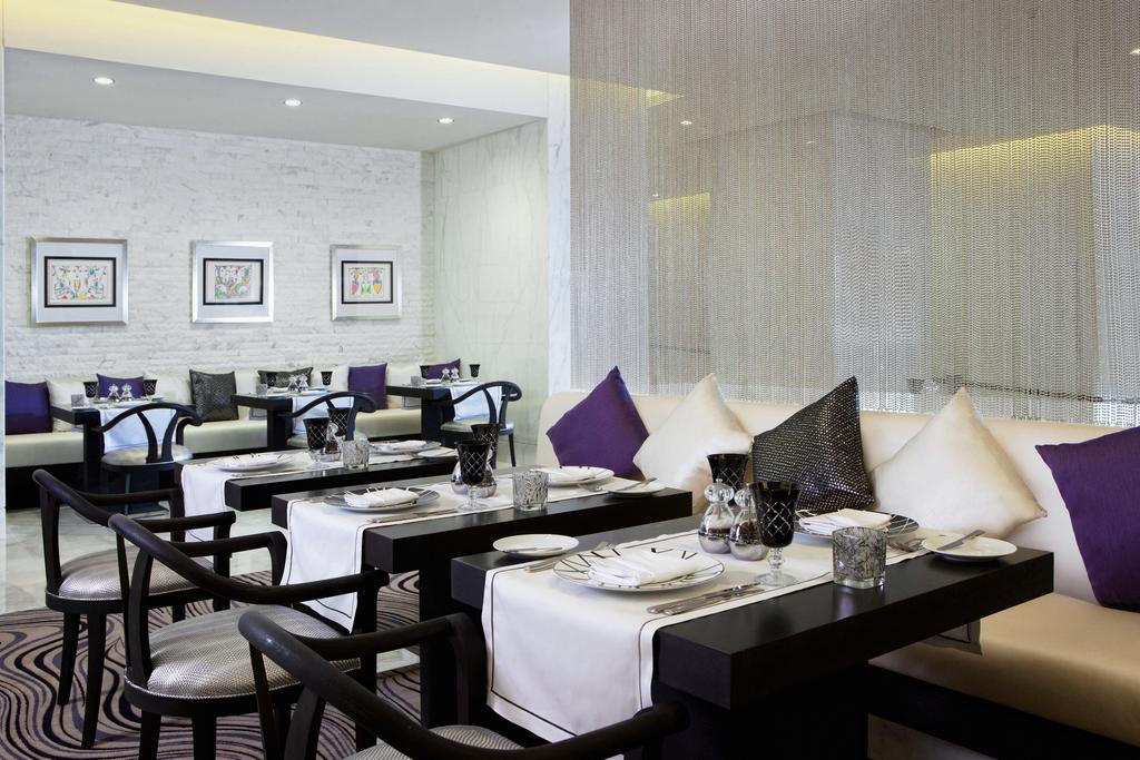 Grosvenor House, A Luxury Collection Hotel