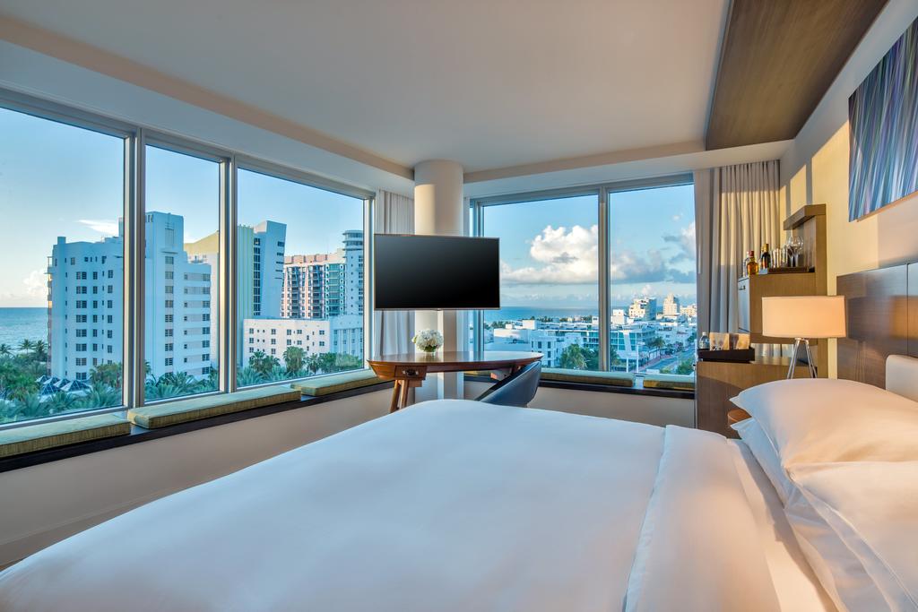 Grosvenor House, A Luxury Collection Hotel