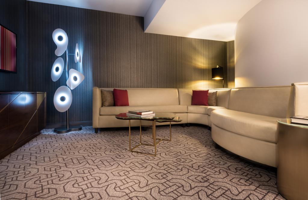 Grosvenor House, A Luxury Collection Hotel