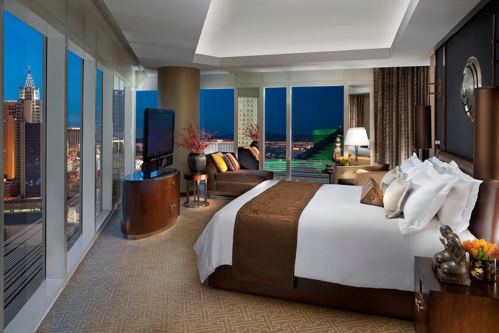 Grosvenor House, A Luxury Collection Hotel