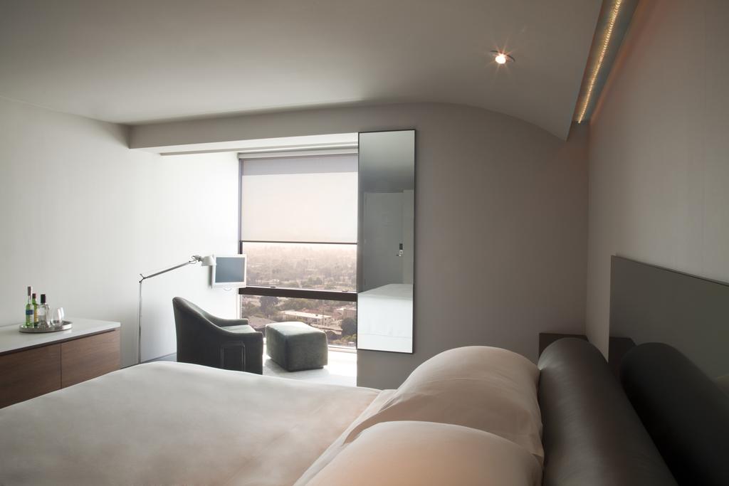 Grosvenor House, A Luxury Collection Hotel