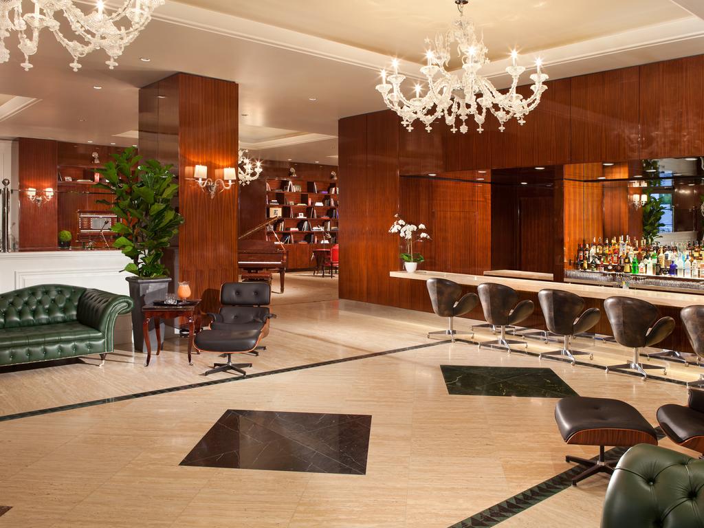 Grosvenor House, A Luxury Collection Hotel