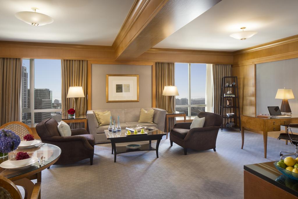 Grosvenor House, A Luxury Collection Hotel