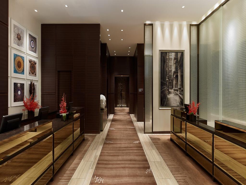 Grosvenor House, A Luxury Collection Hotel