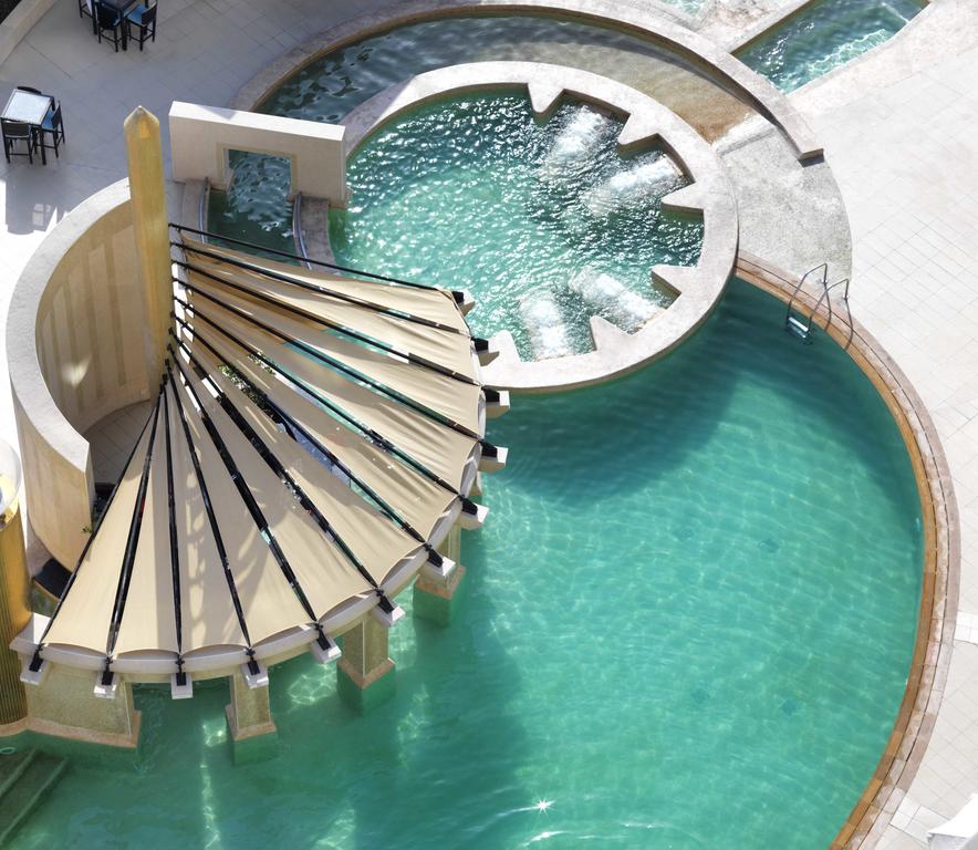 Grosvenor House, A Luxury Collection Hotel