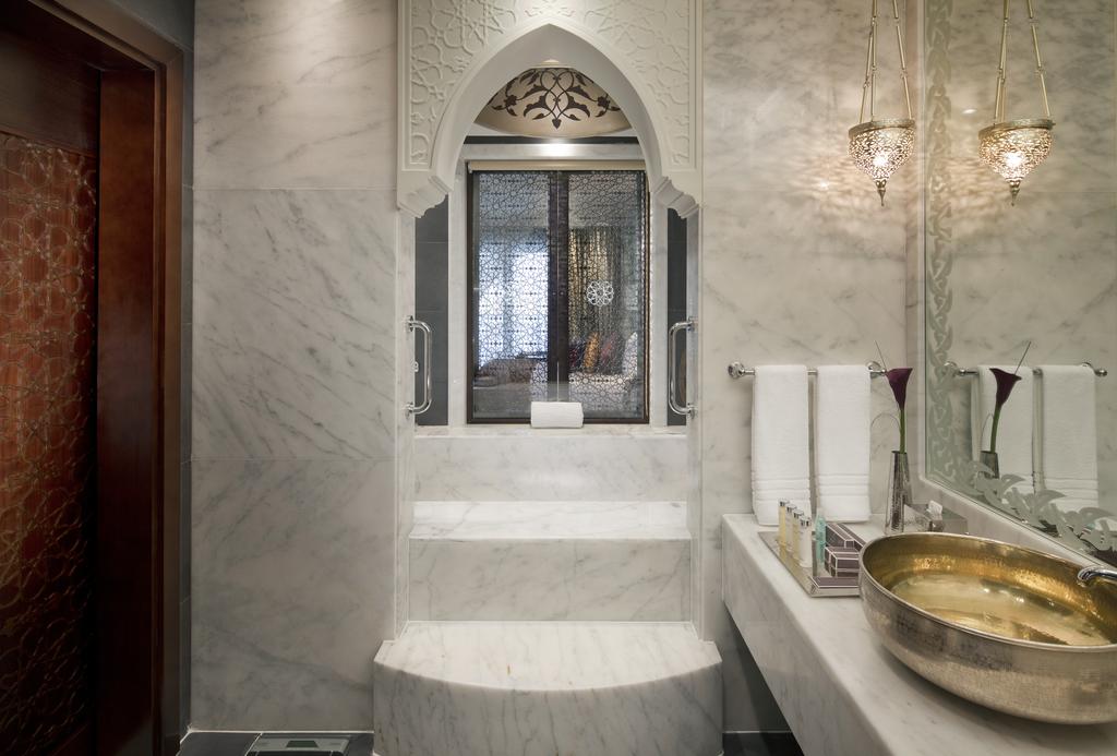 Grosvenor House, A Luxury Collection Hotel