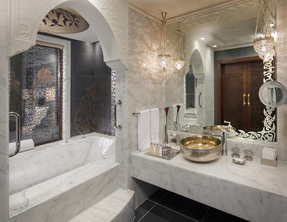Grosvenor House, A Luxury Collection Hotel
