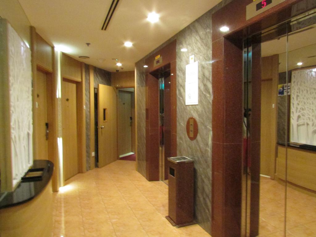 Grosvenor House, A Luxury Collection Hotel