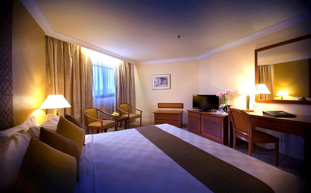 Grosvenor House, A Luxury Collection Hotel