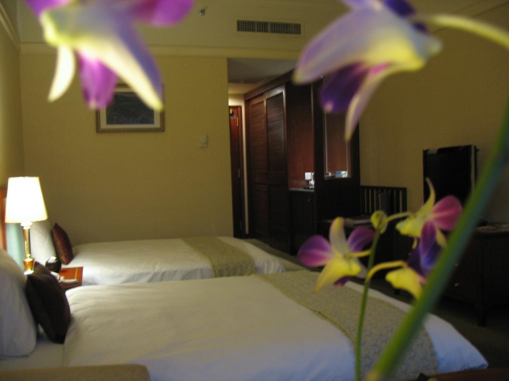 Grosvenor House, A Luxury Collection Hotel