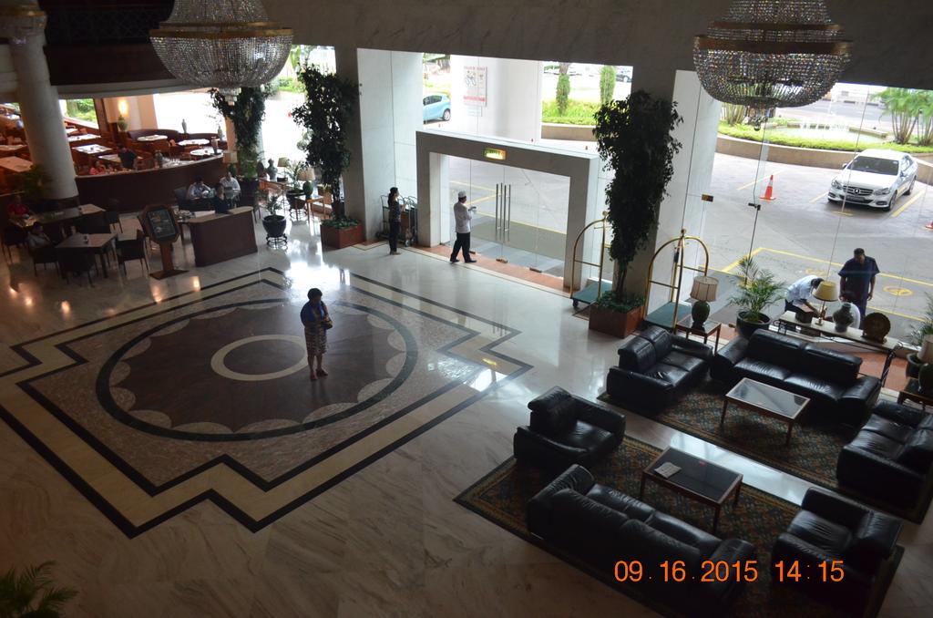 Grosvenor House, A Luxury Collection Hotel